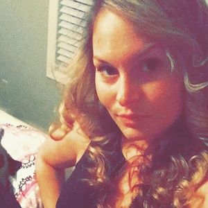 Meet your Posher, Kasey