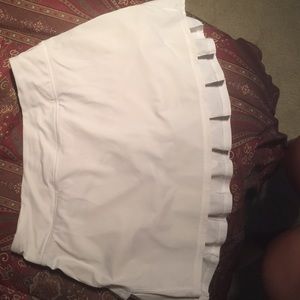 Lulu pace maker skort white size 6
