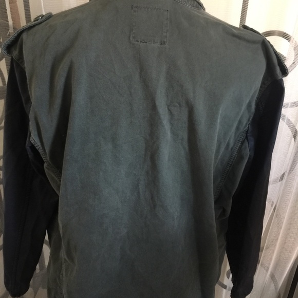 Cool jacket with embellishments...size is medium.. - Picture 3 of 4