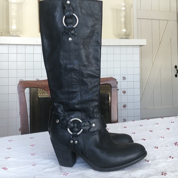 EUC Taylor Ring  Frye boots style #76535