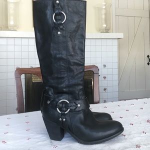 EUC Taylor Ring  Frye boots style #76535
