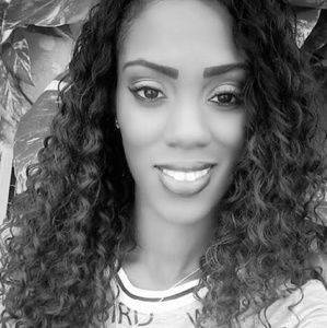 Meet your Posher, Shakera