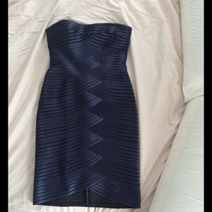 BCBG Bandage Dress- Like New- Navy Blue Size 4