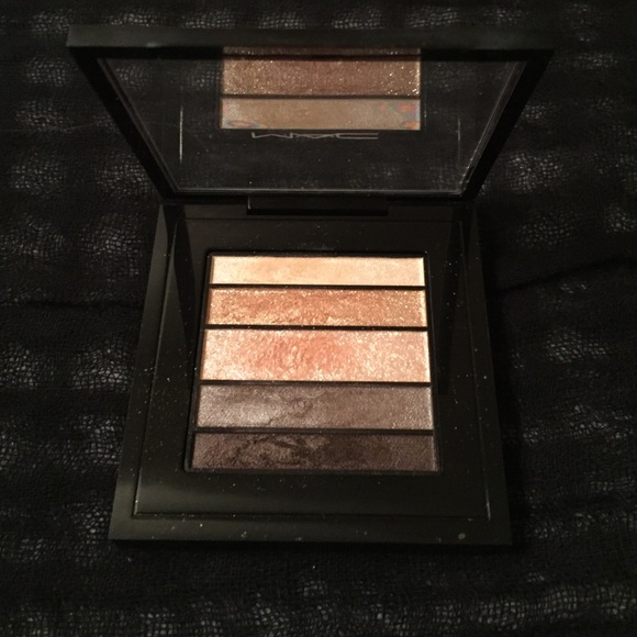 MAC Eyeshadow Palette