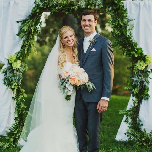 Meet your seller Kristen - Picture 2 of 4