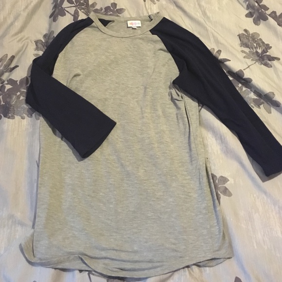 LuLaRoe Tops - Lularoe randy top