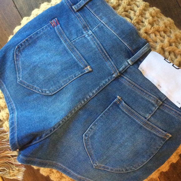 Urban Outfitter Super High-Rise Spade Pin-Up Short - Picture 2 of 4