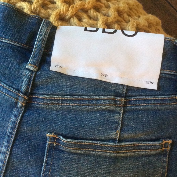 Urban Outfitter Super High-Rise Spade Pin-Up Short - Picture 4 of 4