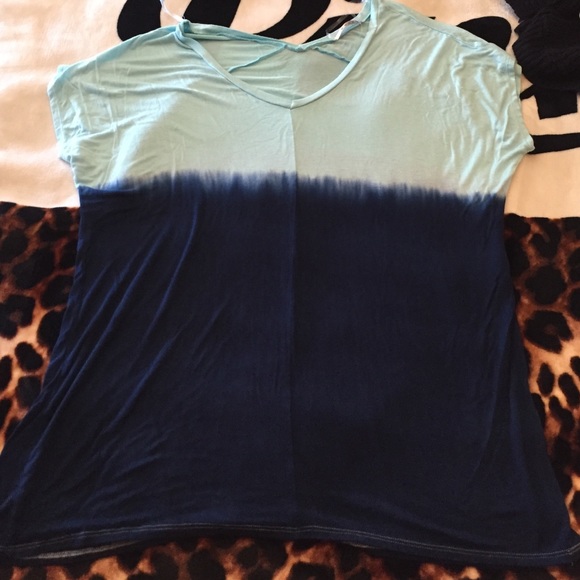 Tops - Just reduced ⭐️ need gone