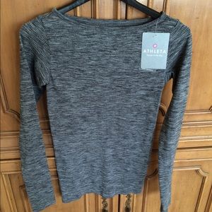 Athleta Long Sleeve Work Out Top