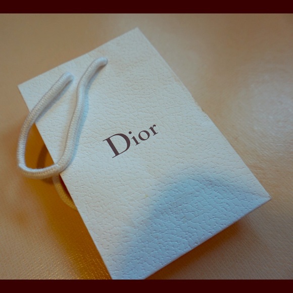 Small door shopping bag