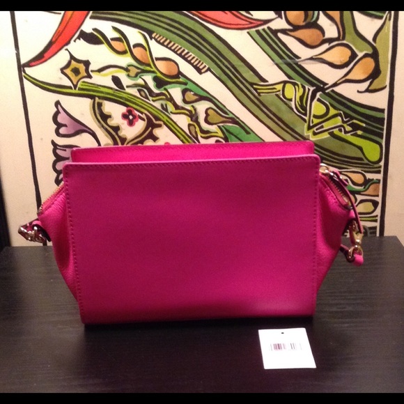 Authentic Kate Spade Hadley St. Adelia Crossbody - Picture 2 of 4