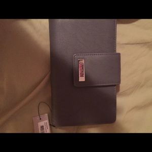 A brand new wallet!!