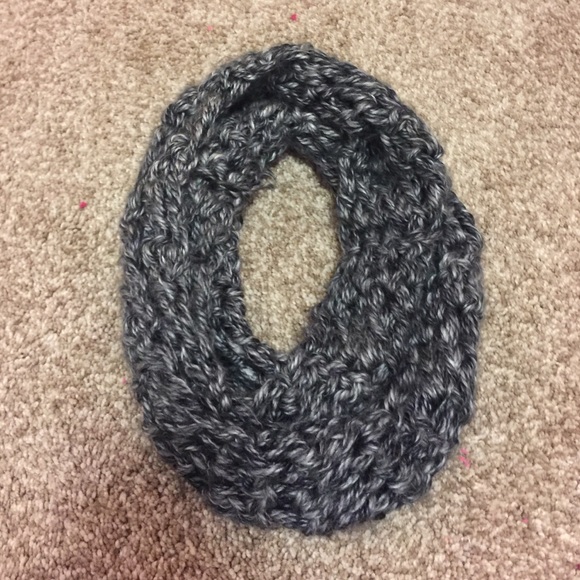 Infinity scarf