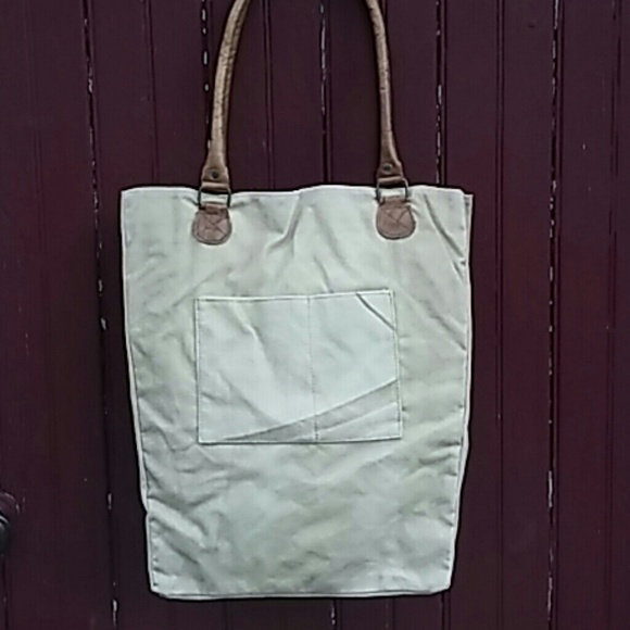 🚨LAST ONE🚨 ⬇REDUCED⬇ Boots Market Bag - Picture 3 of 3