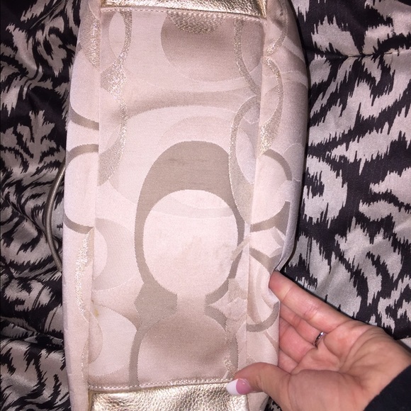 Sold Ⓜ️ - Picture 3 of 4