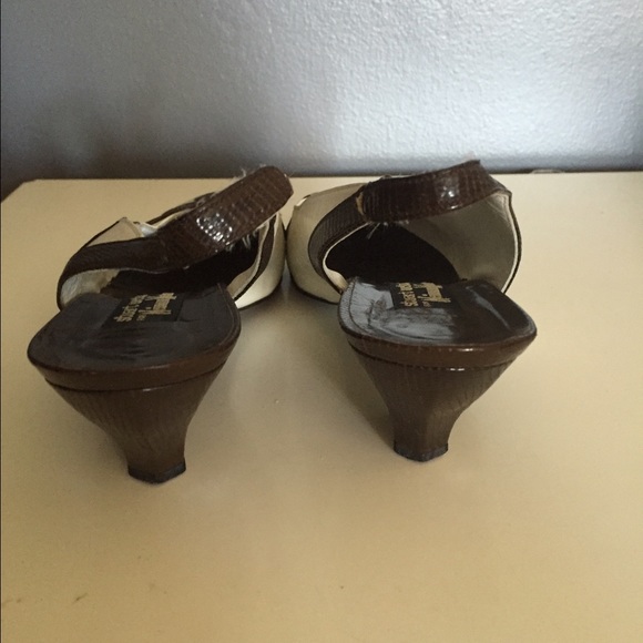 Stuart Weitzman  sling back heels. - Picture 3 of 4