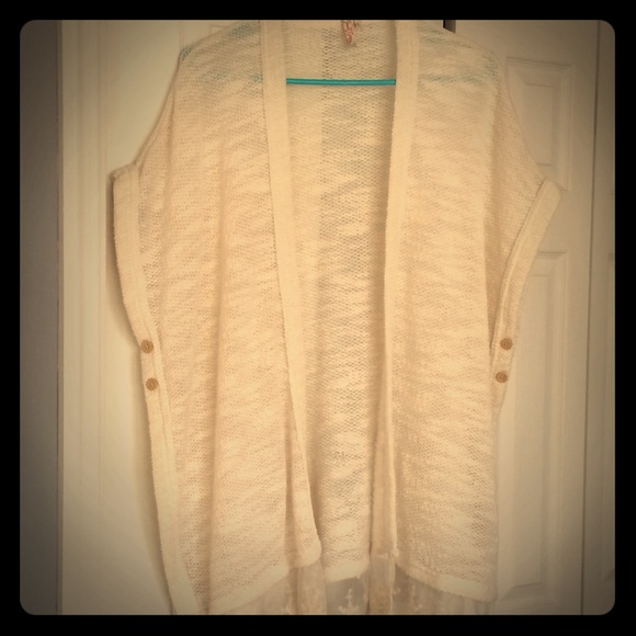 Button-sleeve cardigan