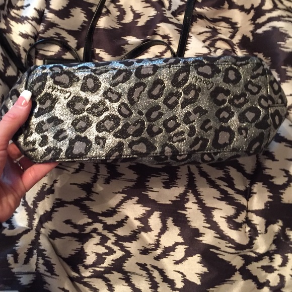 Sold Ⓜ️ - Picture 4 of 4