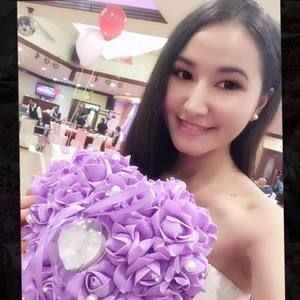 Meet your Posher, Elaina