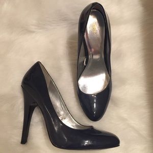 NAVY BLUE PATENT LEATHER MOSSIMO HEELS SZ 10