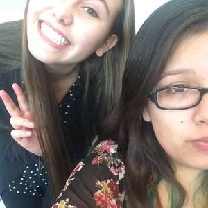 Meet your Posher, Kaitlynn