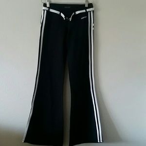 Bebe Sport bootcut leggings in short length