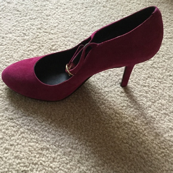 Nine West size 7 - Picture 1 of 3