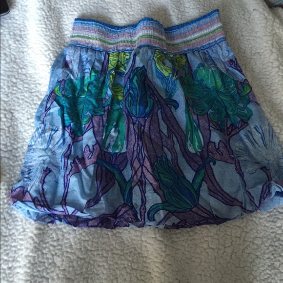 NWT Beautiful Printed Skirt