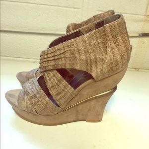 Jessica Simpson platform wedges