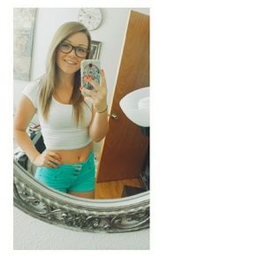 Meet your Posher, Kelli