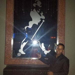 Meet your Posher, John