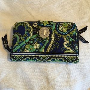 Vera Bradley turn lock wallet