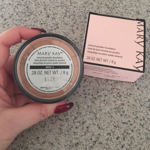 Mary Kay Mineral Loose Powder