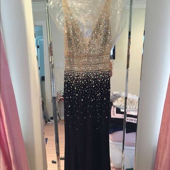 Jasz Couture Prom Dress. brand new never worn!