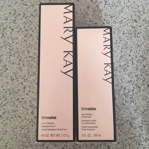 Mary Kay Cleanser and Moisturizer Set
