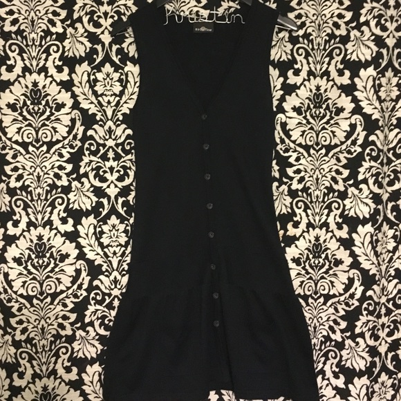 Button up sleeveless cardigan