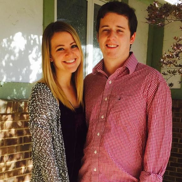 Meet your Posher, Sarah - Picture 1 of 1