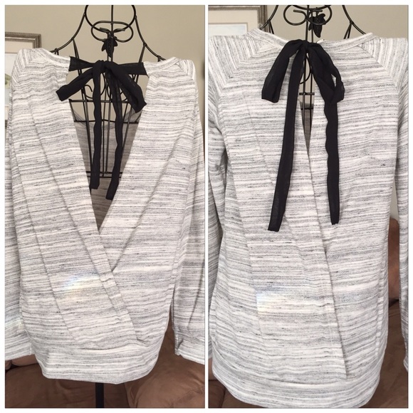 Gray Top XS,S,M,L - Picture 2 of 3