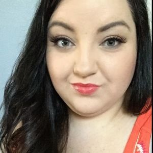 Meet your Posher, Carrie