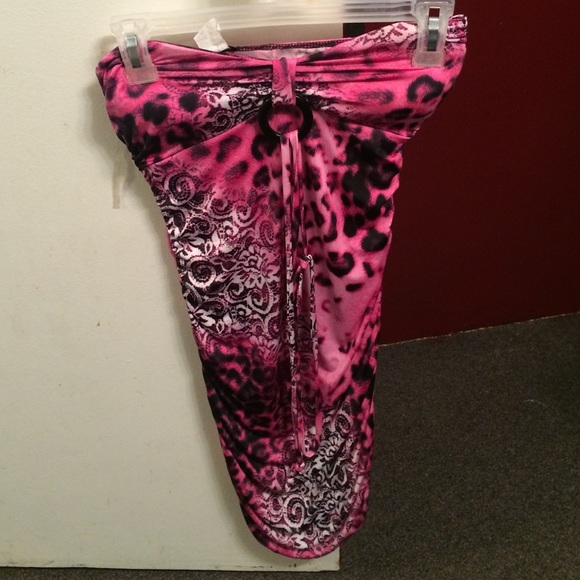 Leapord dress - Picture 2 of 2