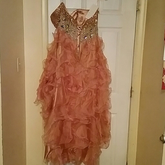 Prom dress - Picture 2 of 4