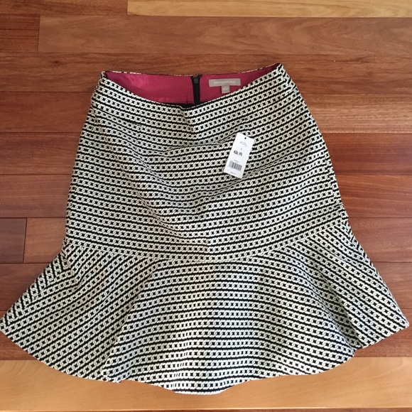 Banana Republic Flare Bottom Skirt 