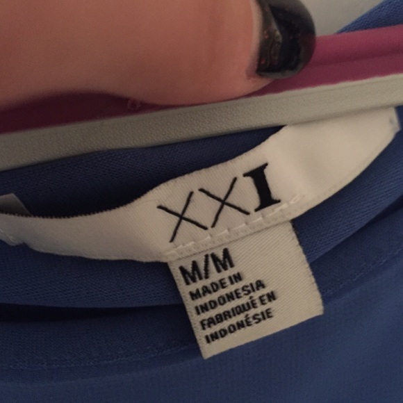 Blue Dress - Picture 3 of 3