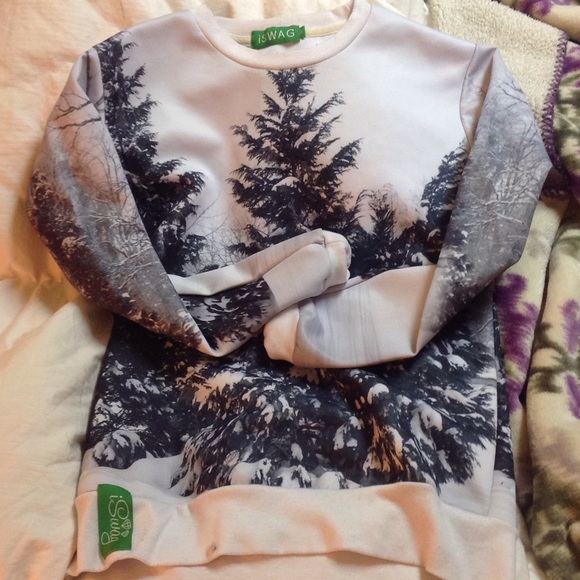 Long sleeve sweatshirt
