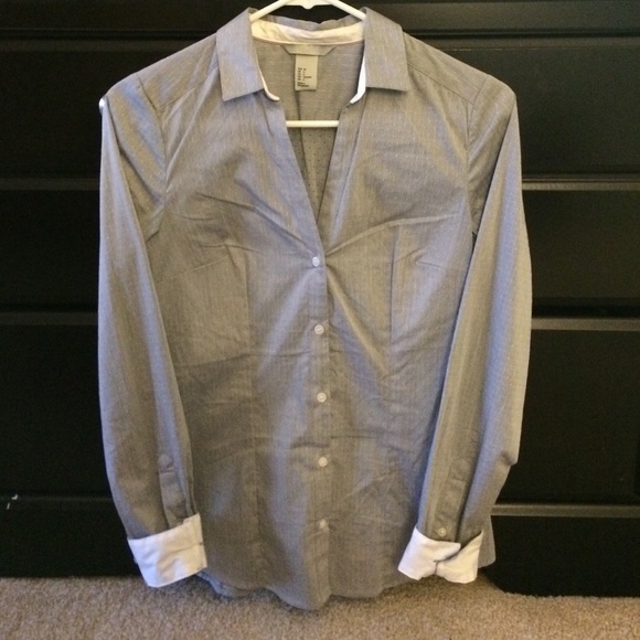 Tailored grey shirt