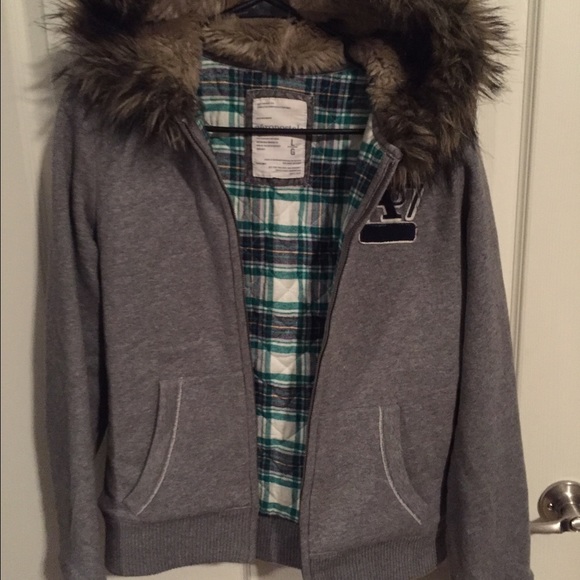 Furry hood zip up jacket