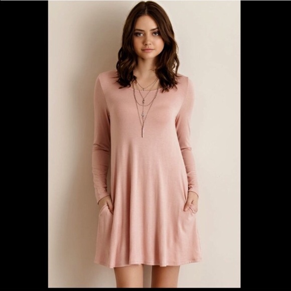 Easy Wear Black Side Pockets Dress - Picture 3 of 4