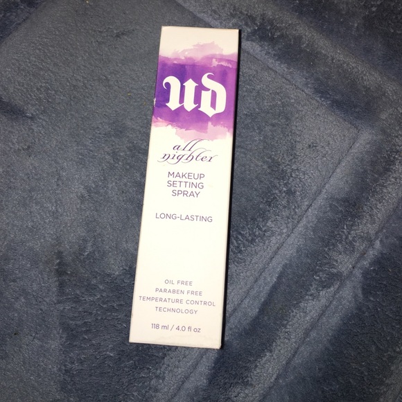 NEW Urban Decay setting spray