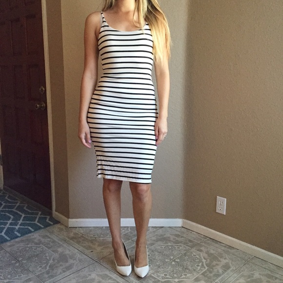 Black & Off White Striped Midi Dress - Picture 2 of 4